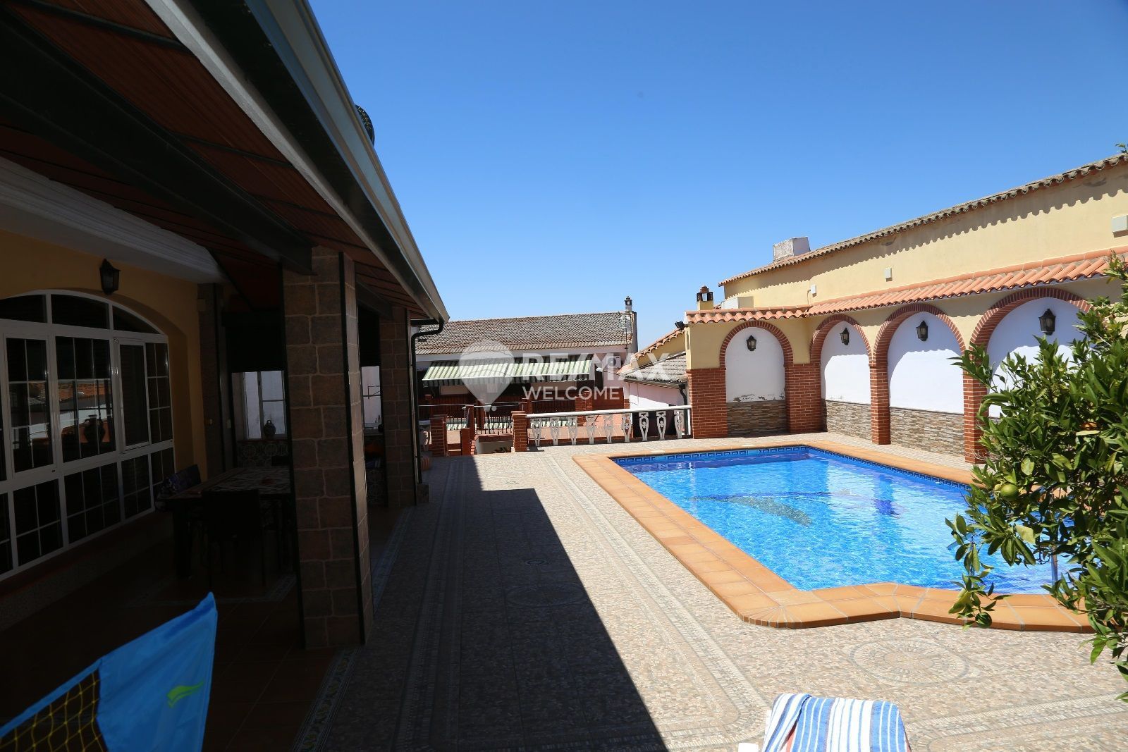 Piscina de Casa o xalet en venda en Valencia de las Torres amb Calefacció, Traster i Piscina
