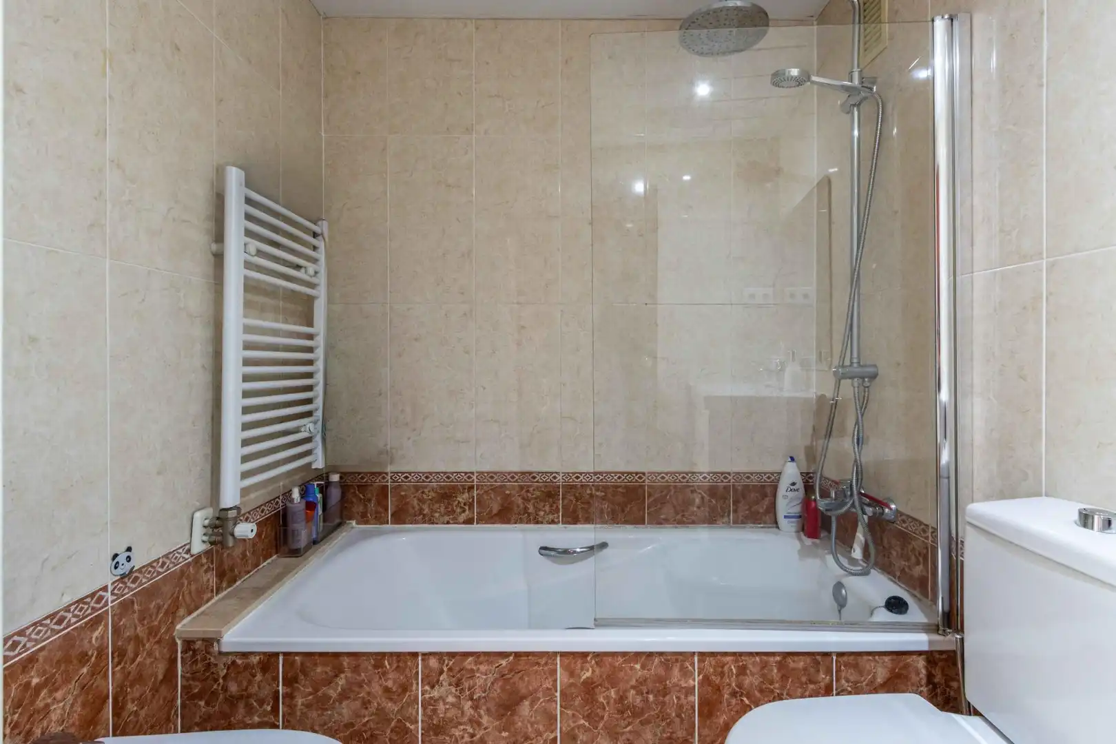 Bany de Pis en venda en Sabadell amb Aire condicionat, Calefacció i Terrassa