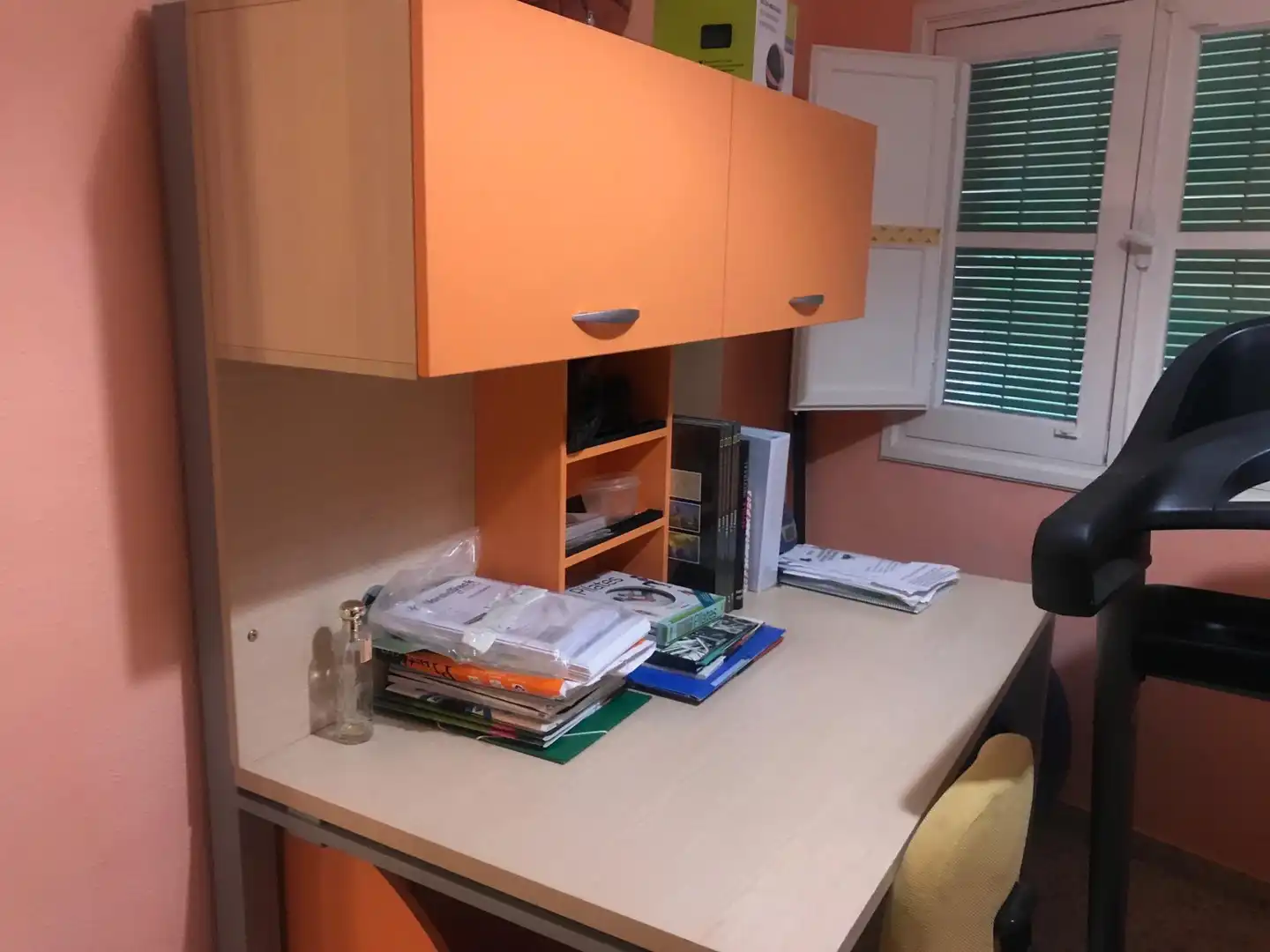 Wohnung zur Miete in Sevilla mit Klimaanlage, Terrasse und Möbliert