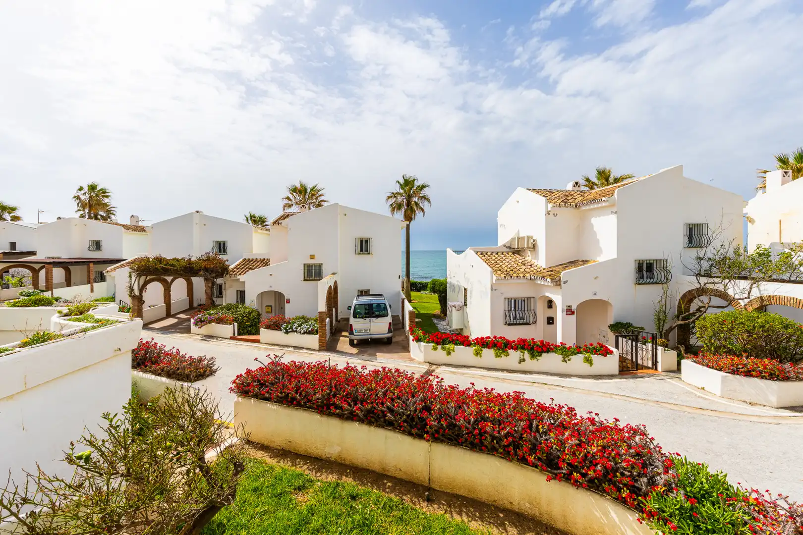 Außenansicht von Einfamilien-Reihenhaus zum Verkauf in Mijas mit Klimaanlage, Terrasse und Schwimmbad