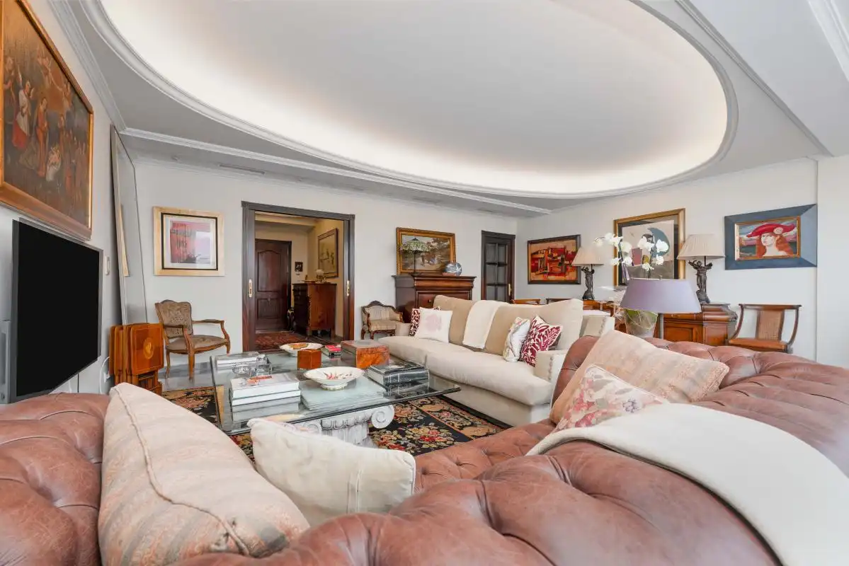 Sala de estar de Piso en venta en  Sevilla Capital con Aire acondicionado y Calefacción
