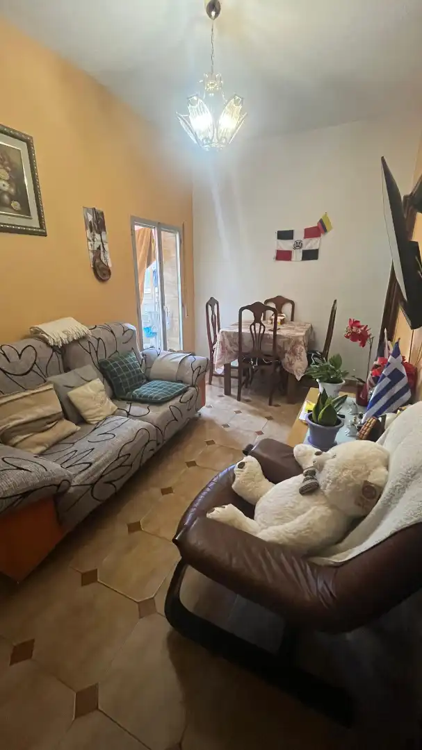 Sala d'estar de Pis en venda en Madrid amb Calefacció, Terrassa i Moblat