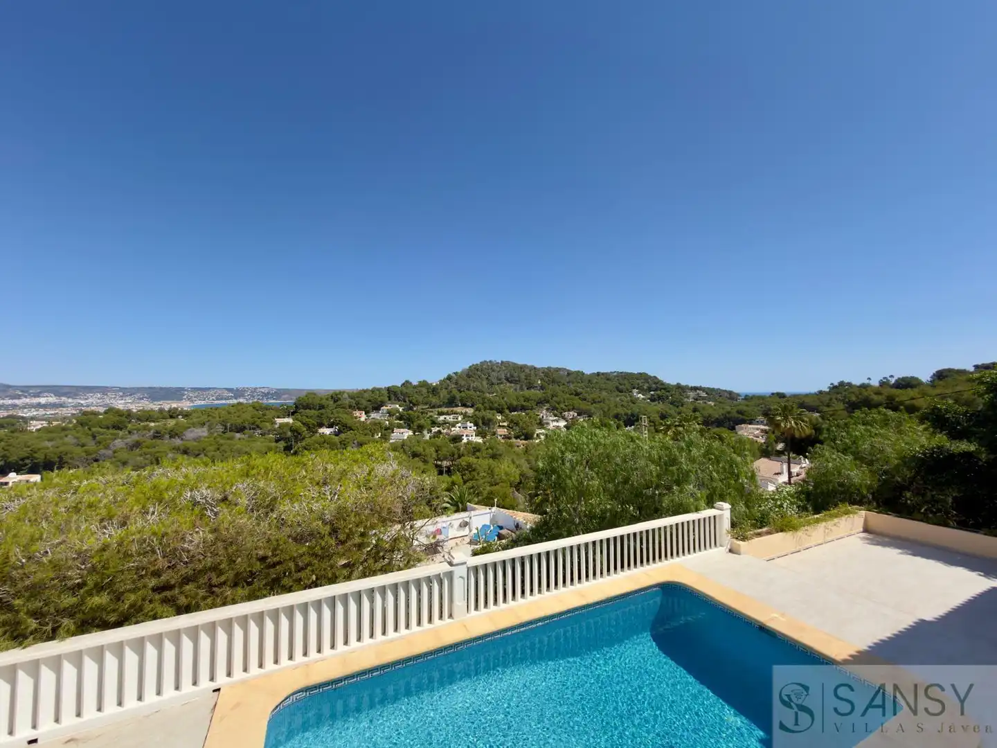 Vista exterior de Casa o xalet en venda en Jávea / Xàbia amb Aire condicionat, Calefacció i Traster