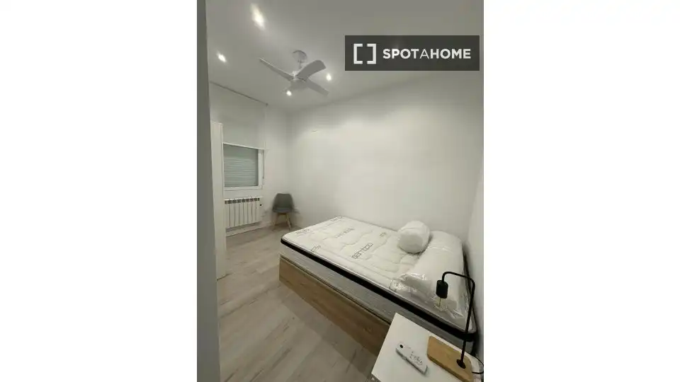 Room in Gaztambide