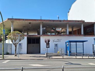 Wohngebäude zum Verkauf in Travesía de Meicende 51