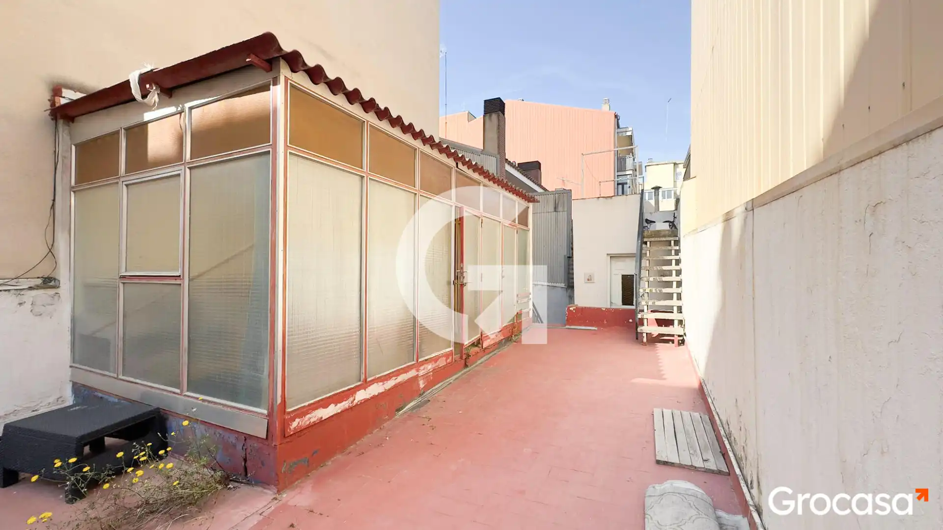 Vista exterior de Casa adosada en venda en Gavà amb Terrassa, Traster i Forn