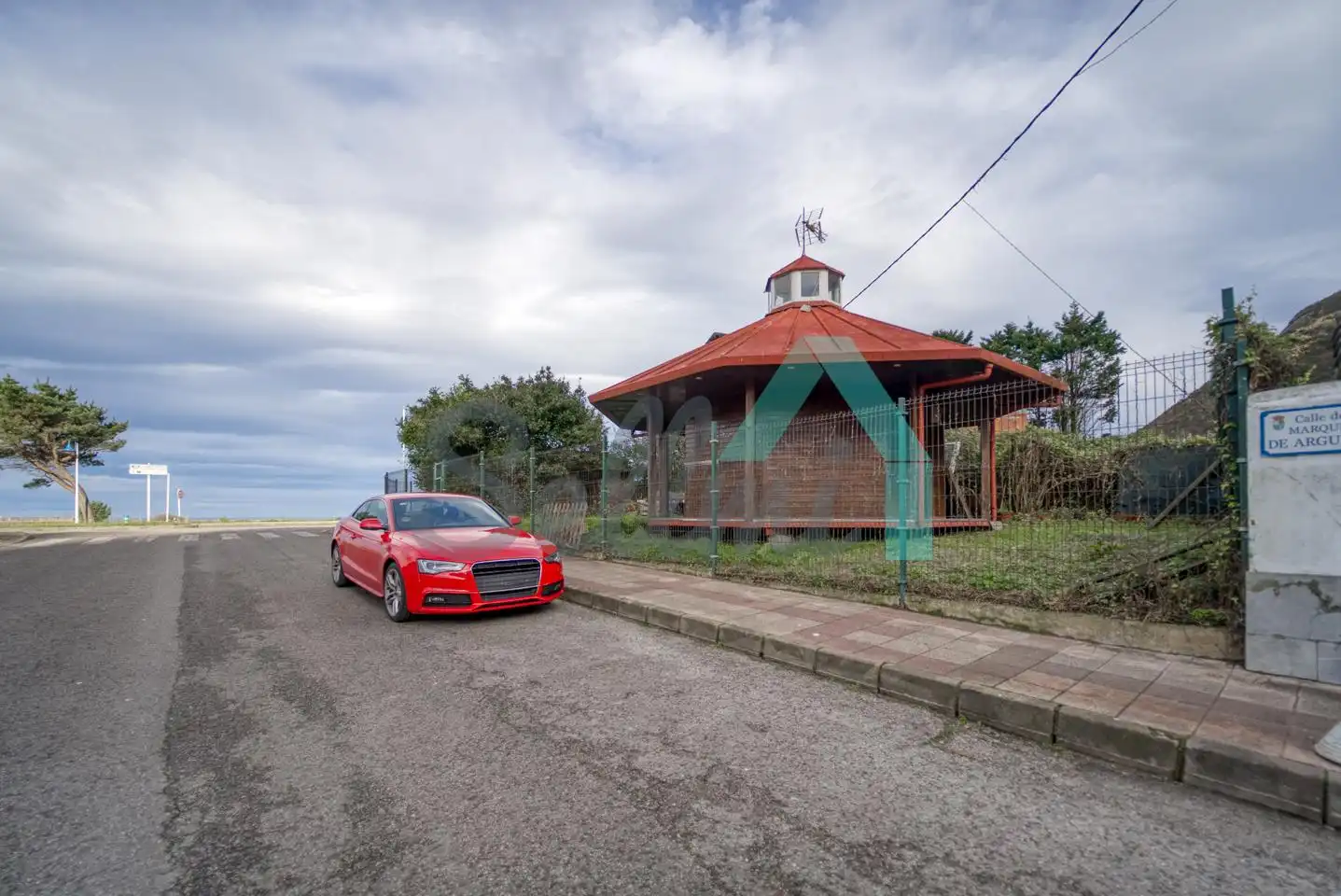 Vista exterior de Casa o xalet en venda en Soto del Barco amb Jardí privat