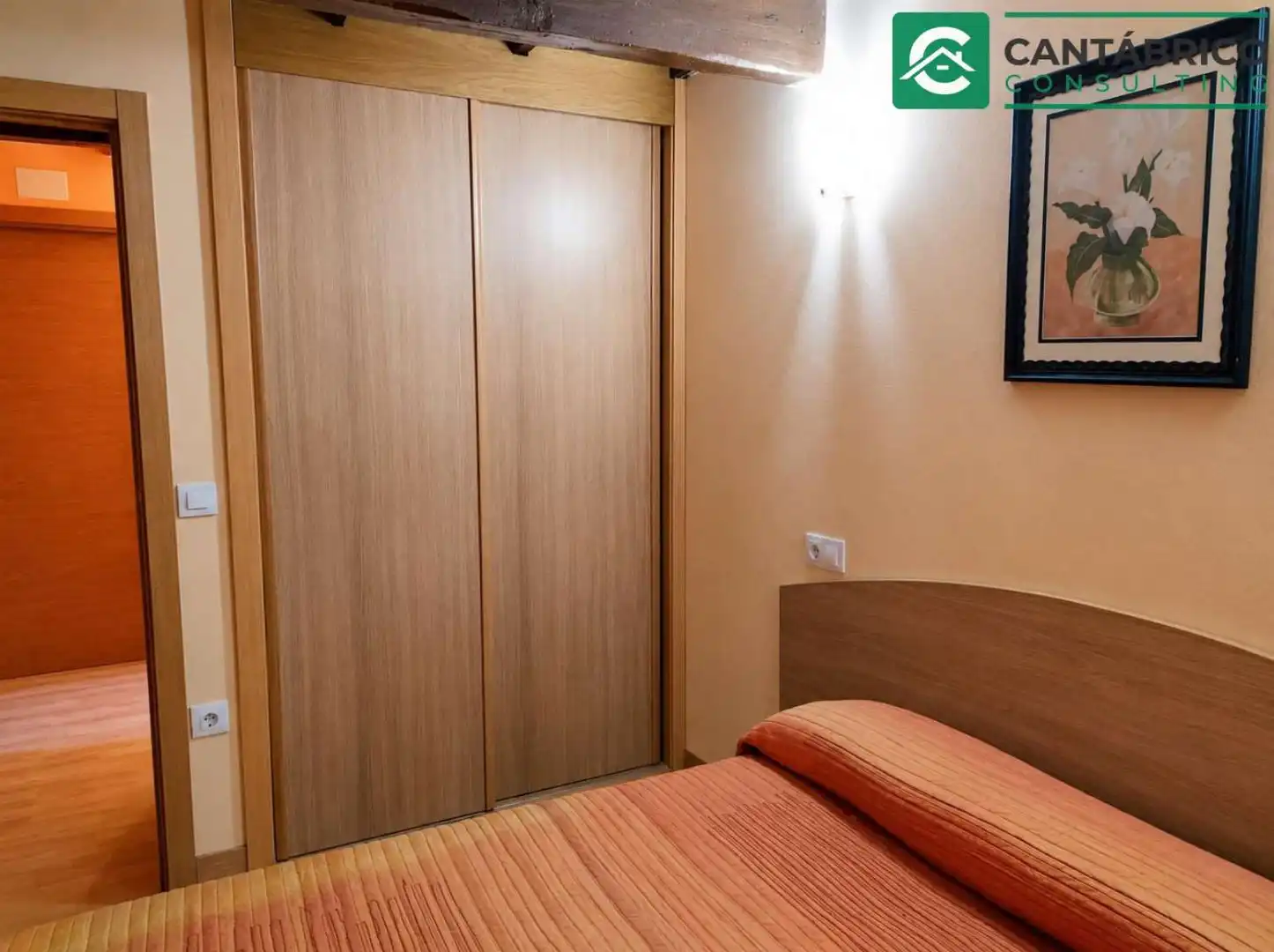 Schlafzimmer von Haus oder Chalet zum Verkauf in Navia mit Heizung, Terrasse und Möbliert
