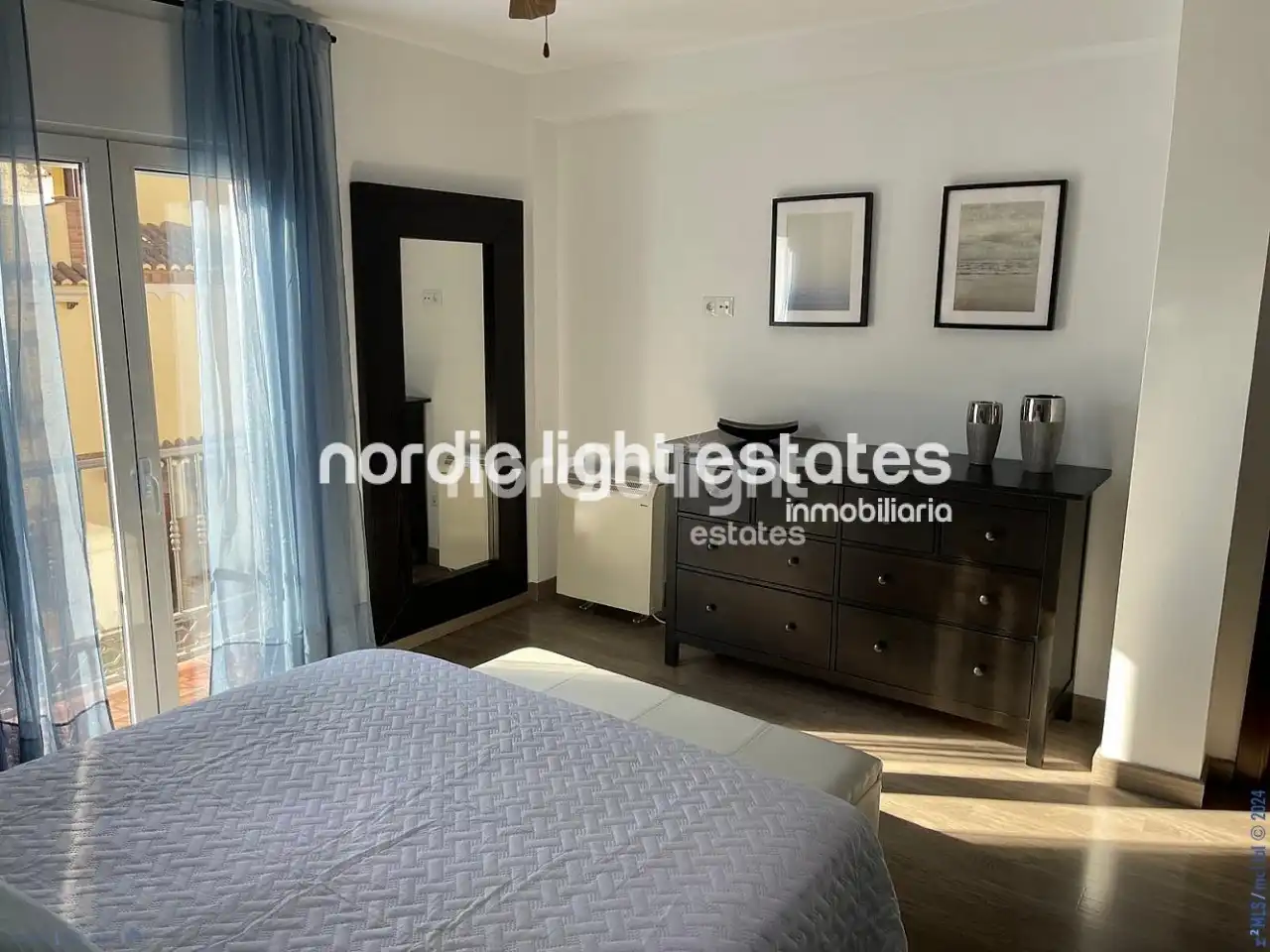 Habitación de Casa o chalet en venta en Nerja con Terraza y Piscina
