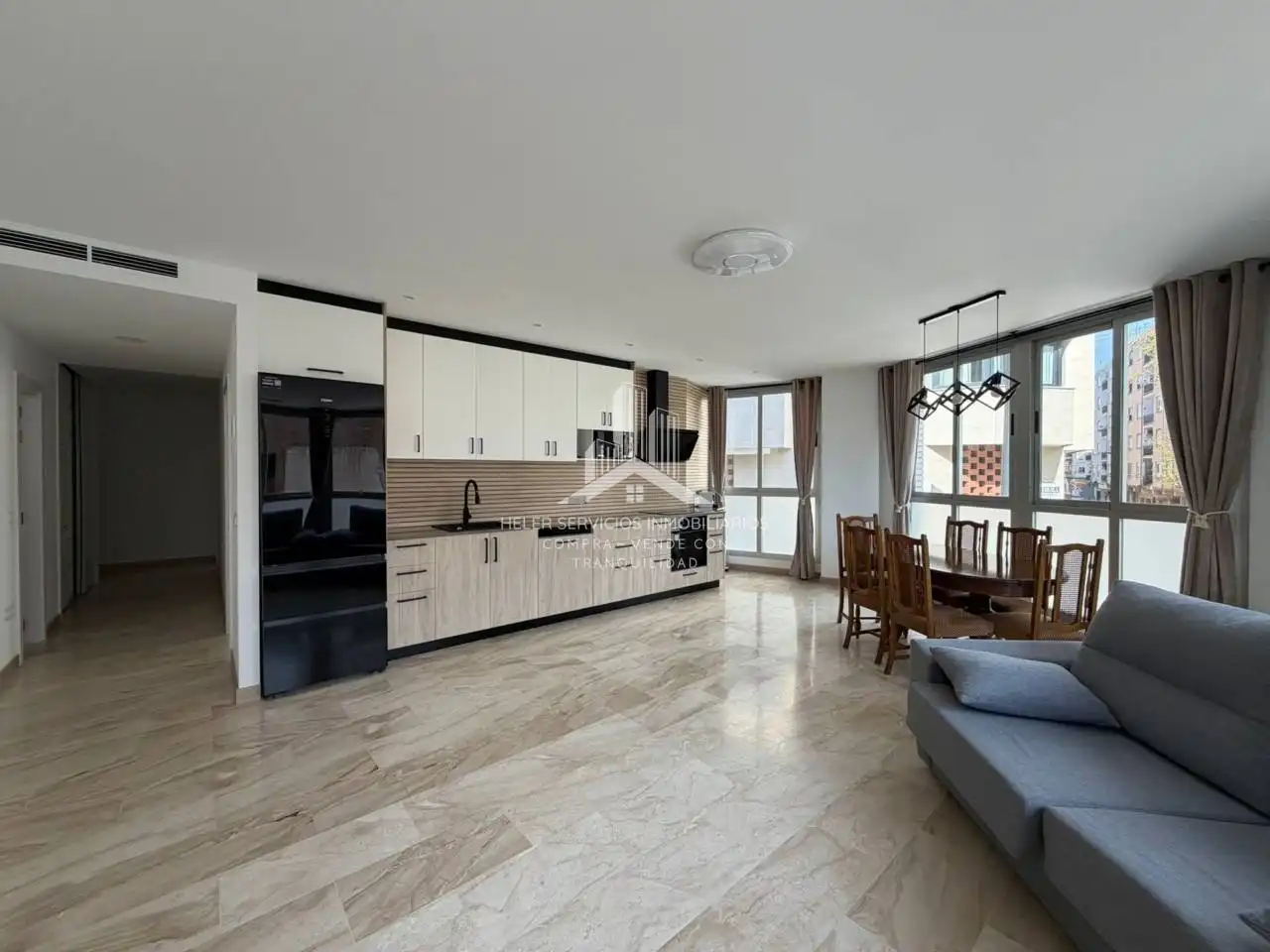 Living room of Flat for rent in Castellón de la Plana / Castelló de la Plana  with Parquet flooring and Furnished