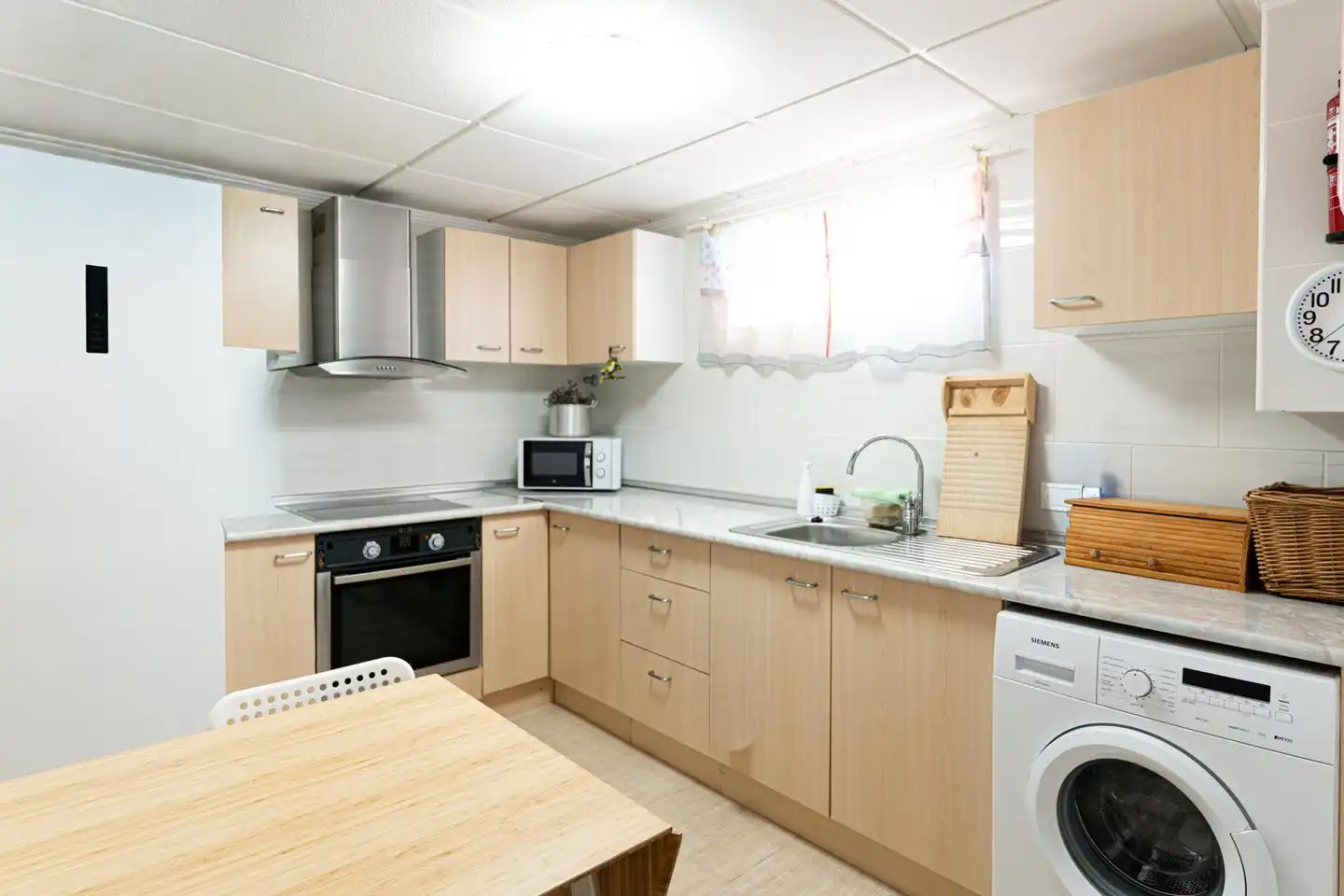 Küche von Haus oder Chalet zum Verkauf in Santa Pola mit Klimaanlage, Privatgarten und Terrasse