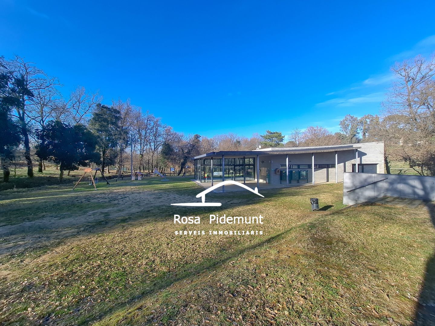 House or chalet for sale in Bescanó  with Air Conditioner, Heating and Private garden