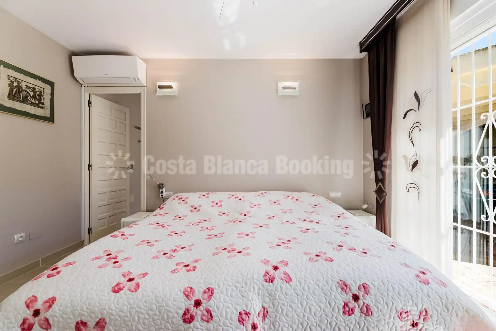 Bedroom of Houses for sale in L'Alfàs del Pi  with Air Conditioner, Heating and Private garden
