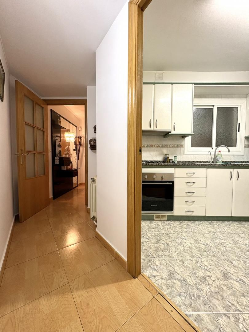 Cocina de Piso en venta en Terrassa con Calefacción
