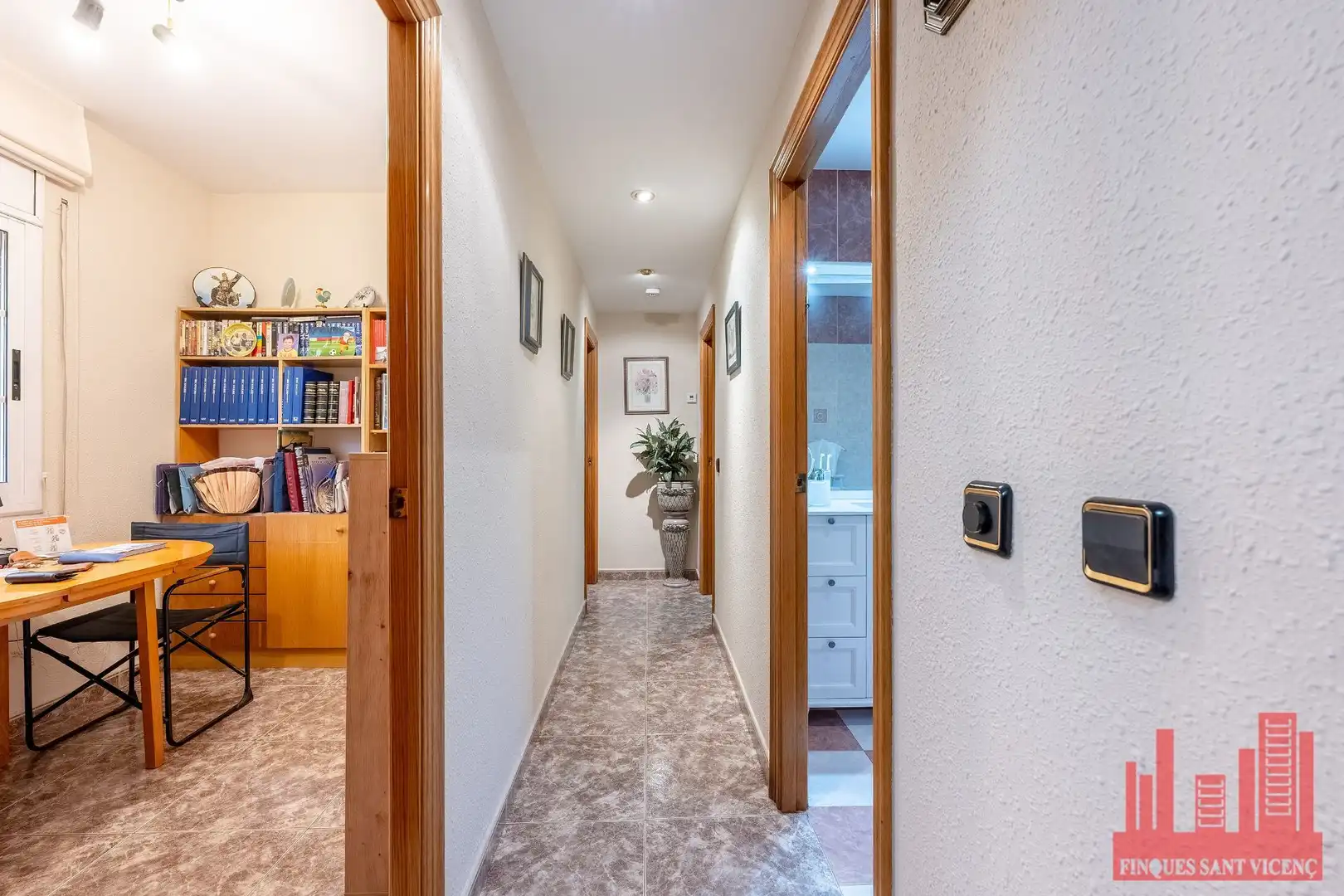 Casa o chalet en venta en Sant Vicenç Dels Horts con Aire acondicionado, Calefacción y Terraza