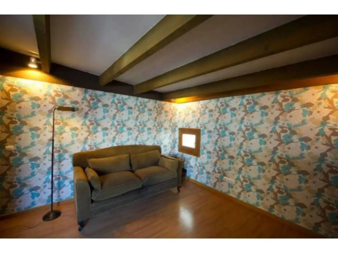Wohnzimmer von Dachboden zur Miete in San Rafael del Río mit Klimaanlage, Heizung und Parkett