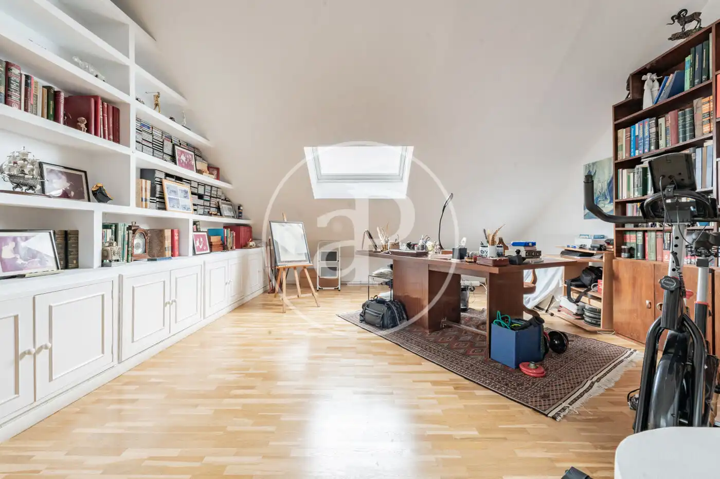 Detached homes for sale in Madrid  with Air Conditioner, Heating and Private garden
