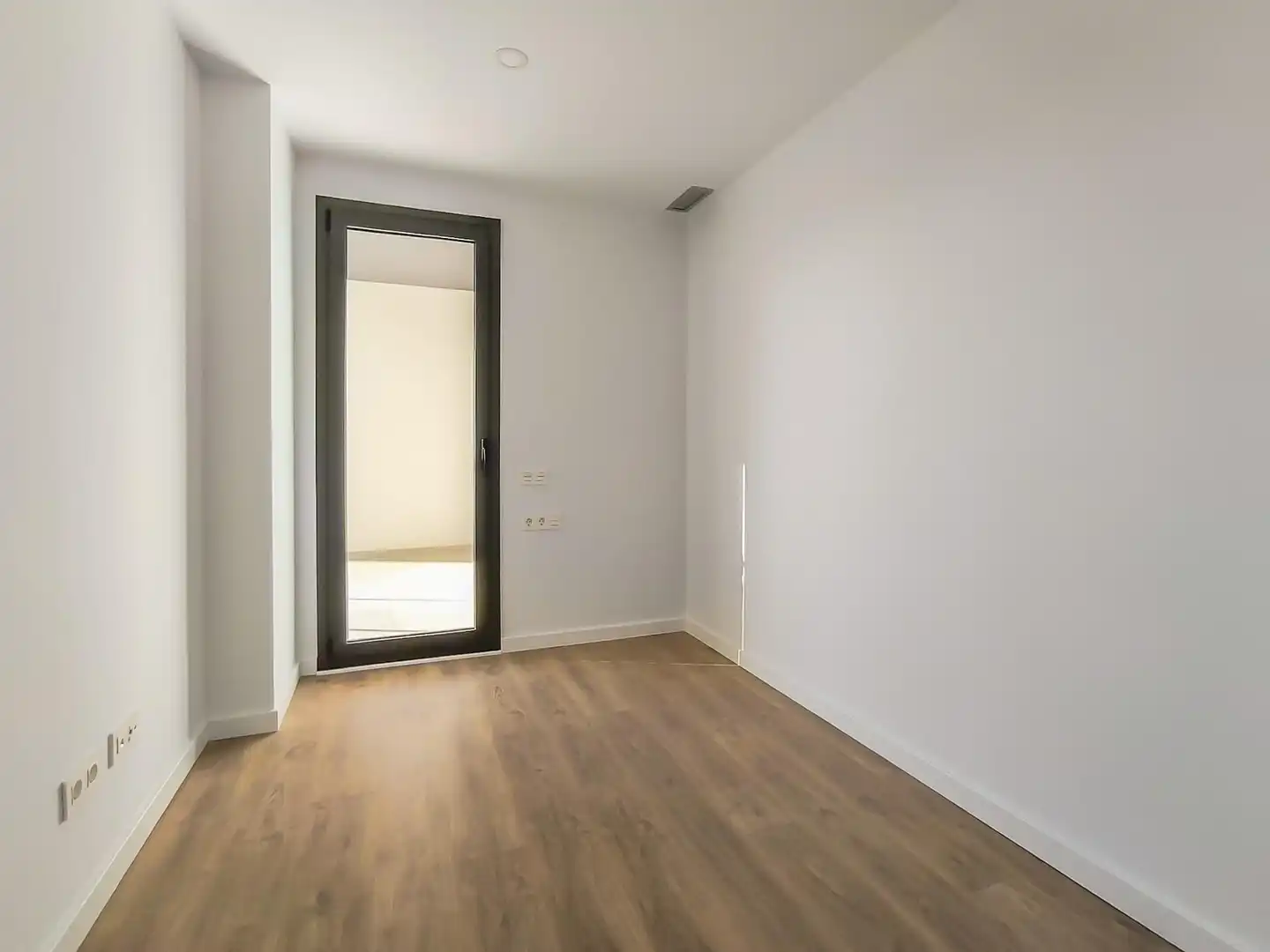 Habitación de Ático en venta en Terrassa con Aire acondicionado, Calefacción y Parquet