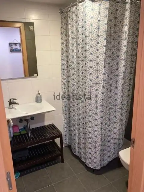 Badezimmer von Wohnung zur Miete in Prades mit Privatgarten, Terrasse und Möbliert