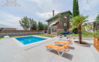 Garden of House or chalet for sale in Guadarrama  with Air Conditioner, Terrace and Swimming Pool