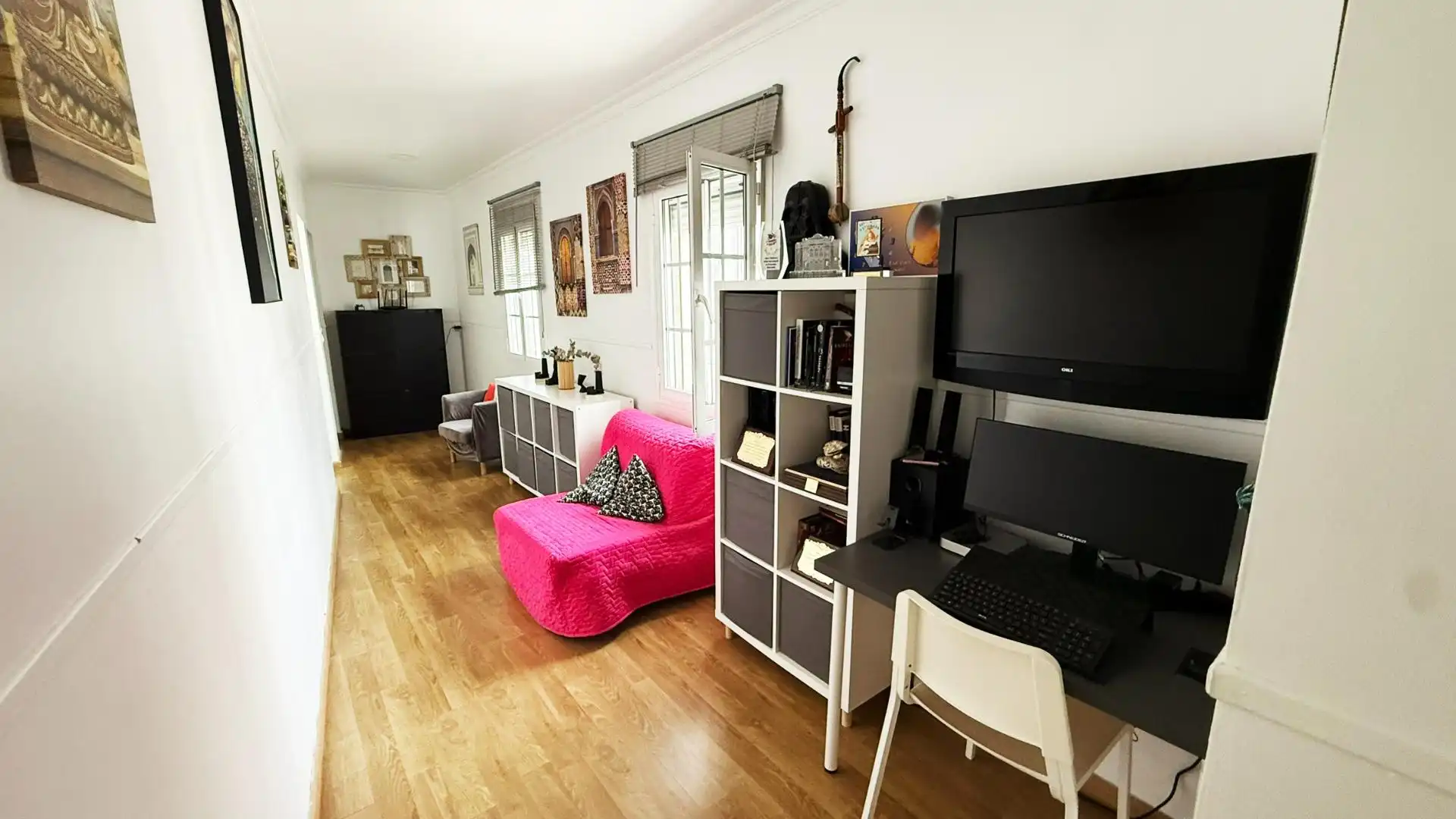 Sala d'estar de Casa o xalet en venda en Puerto Real amb Calefacció, Terrassa i Traster