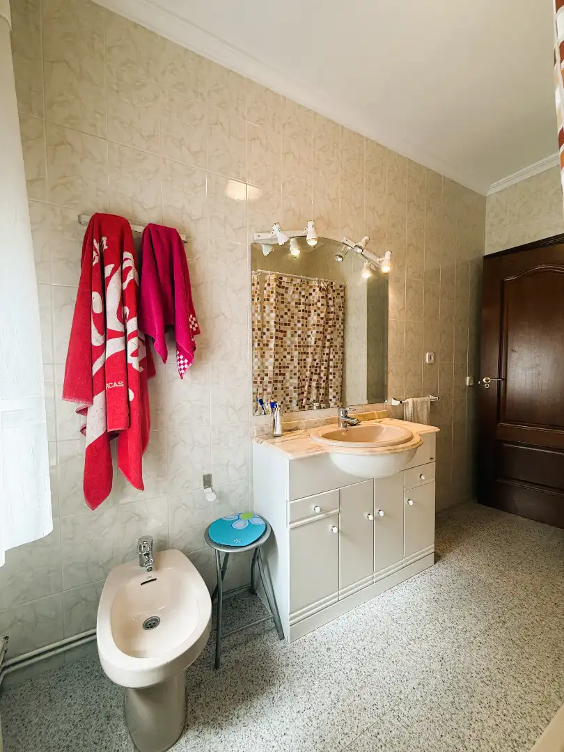 Badezimmer von Haus oder Chalet zum Verkauf in Colmenar de Oreja mit Heizung, Privatgarten und Terrasse