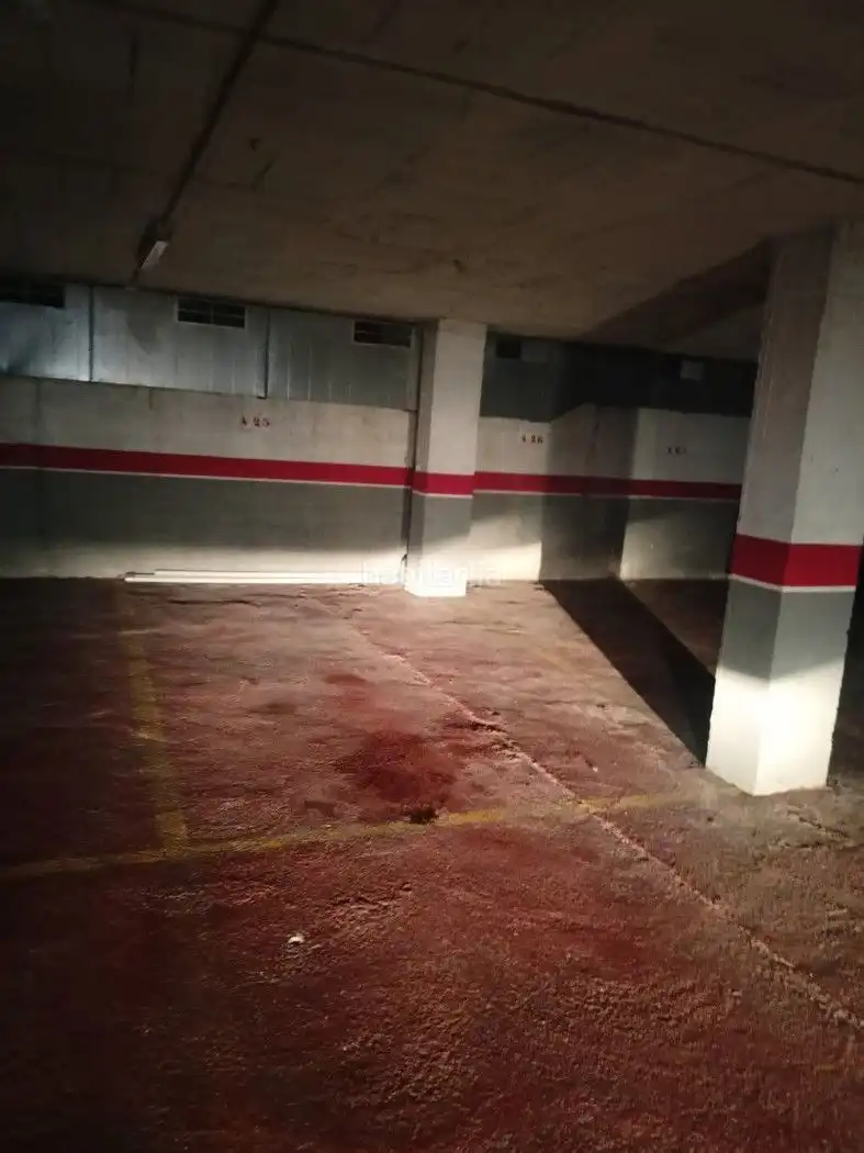 Garatge en venda a Carrer Ancianitat, Zona Esportiva