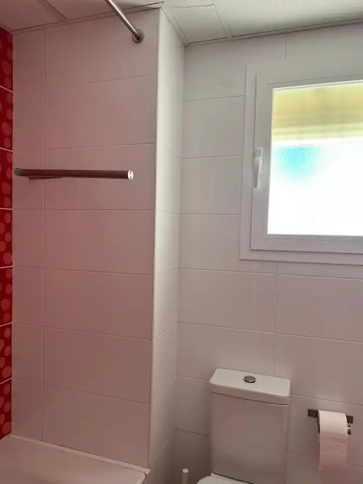 Bany de Pis de lloguer en Málaga amb Terrassa i Moblat