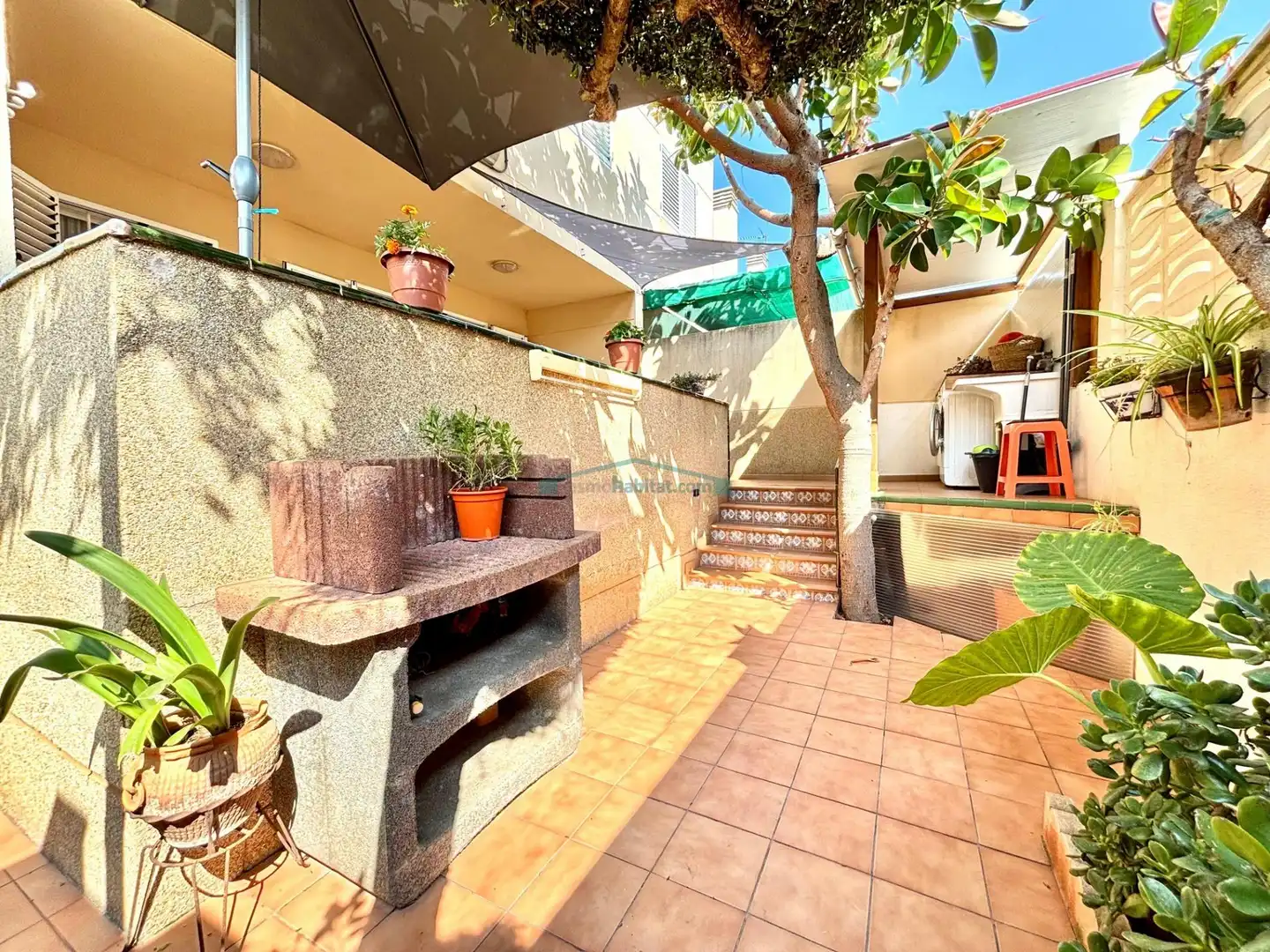 Casa aparellada amb jardí en venda a Calle Genoves, imagen 39