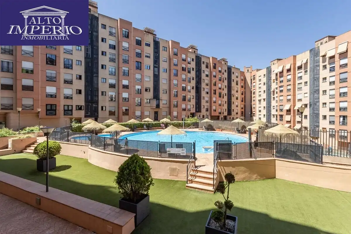 Flat with terrace for sale in Chana, imagen 2