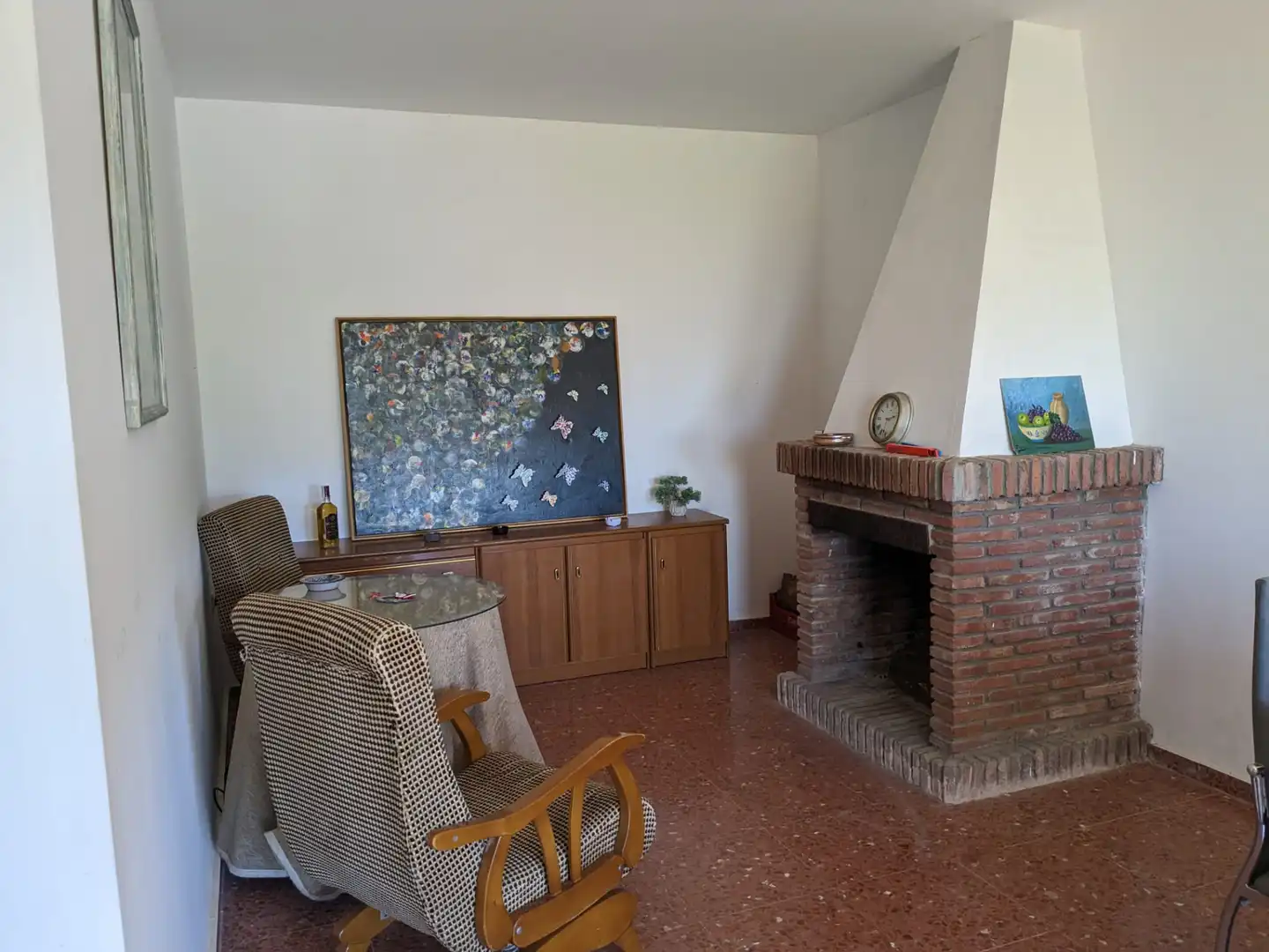 Sala d'estar de Casa o xalet en venda en Vélez de Benaudalla amb Jardí privat i Moblat