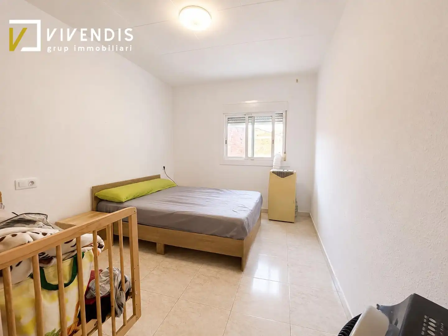 Wohnung zur Miete in Calle CELLER, Rosselló