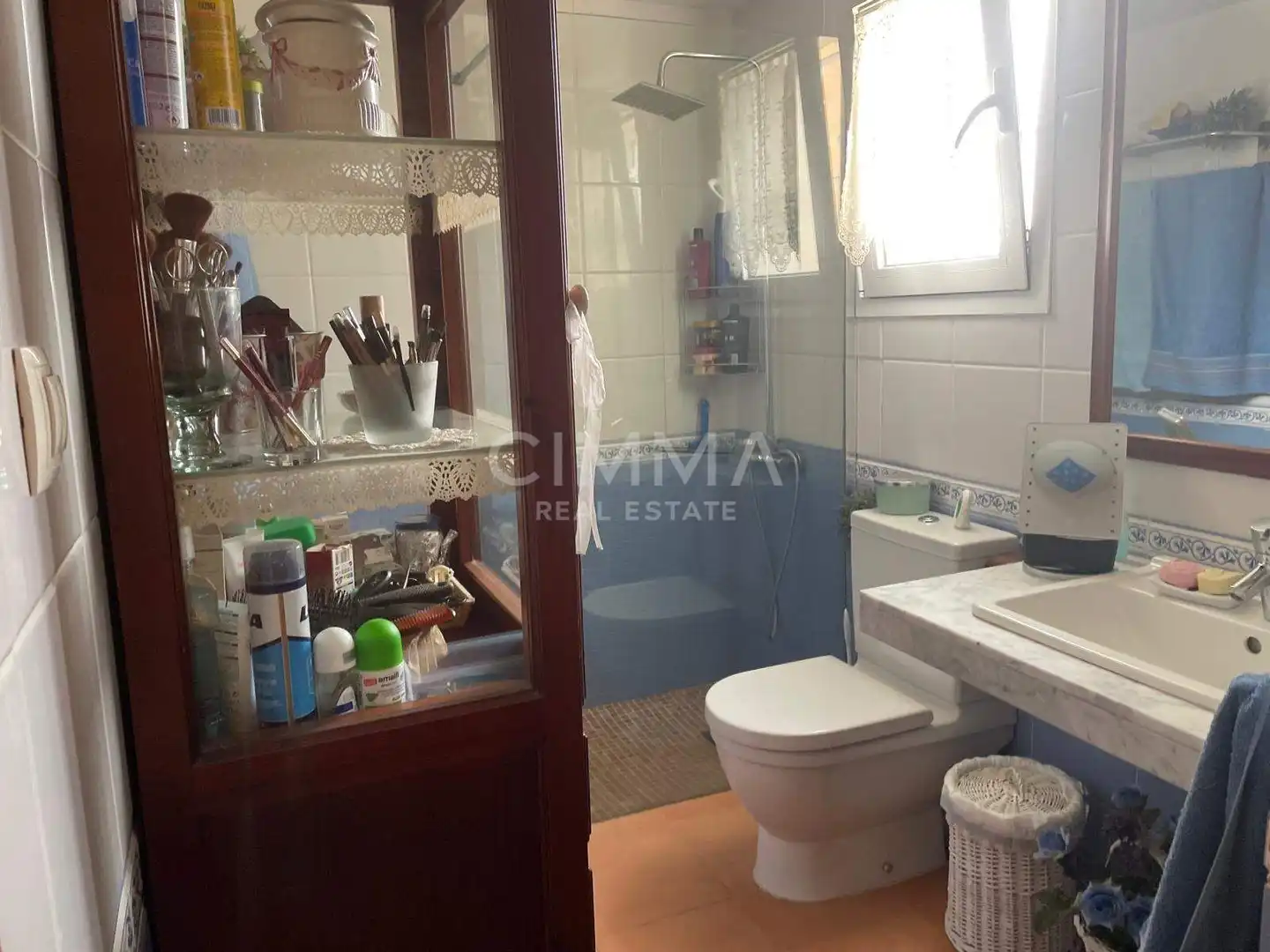Habitación de Casa o chalet en venta en Polop con Jardín privado y Piscina comunitaria