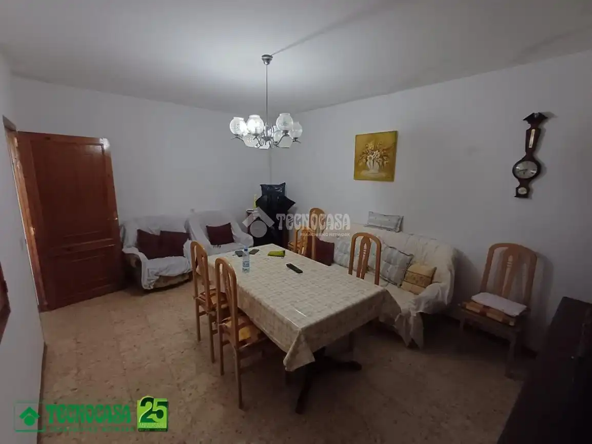 Casa aparellada en venda a C. Orense, imagen 5