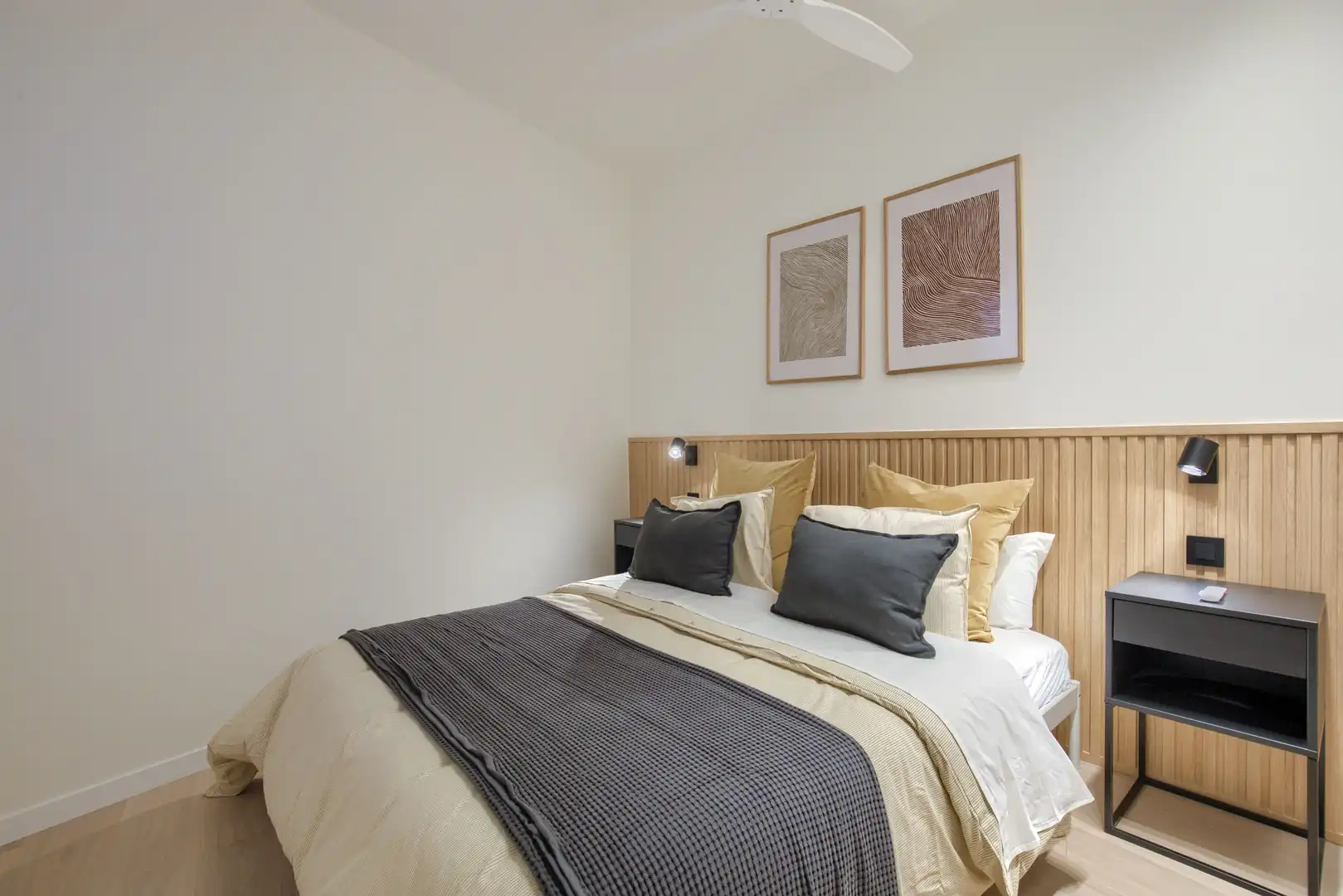 Bedroom of Flat for rent in Madrid  with Heating and Balcony