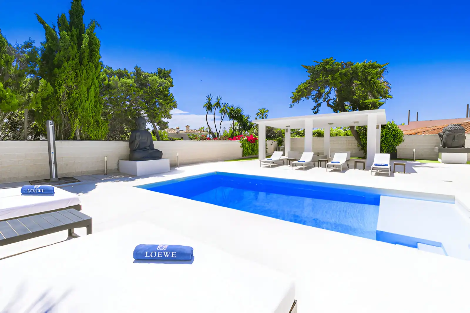 Piscina de Casa o chalet en venta en Marbella con Aire acondicionado, Jardín privado y Terraza