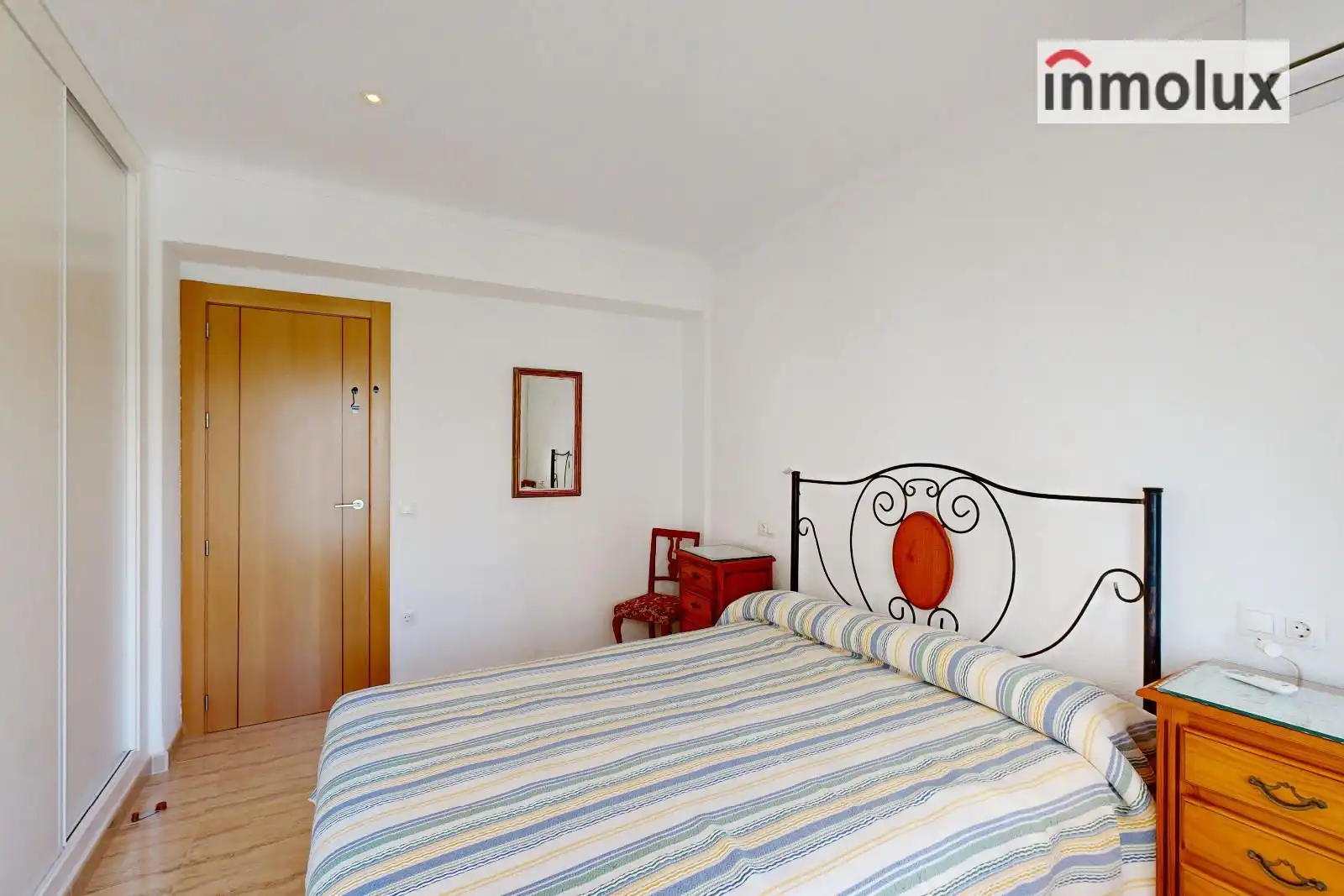 Habitación de Piso en venta en Alicante / Alacant con Aire acondicionado, Calefacción y Terraza