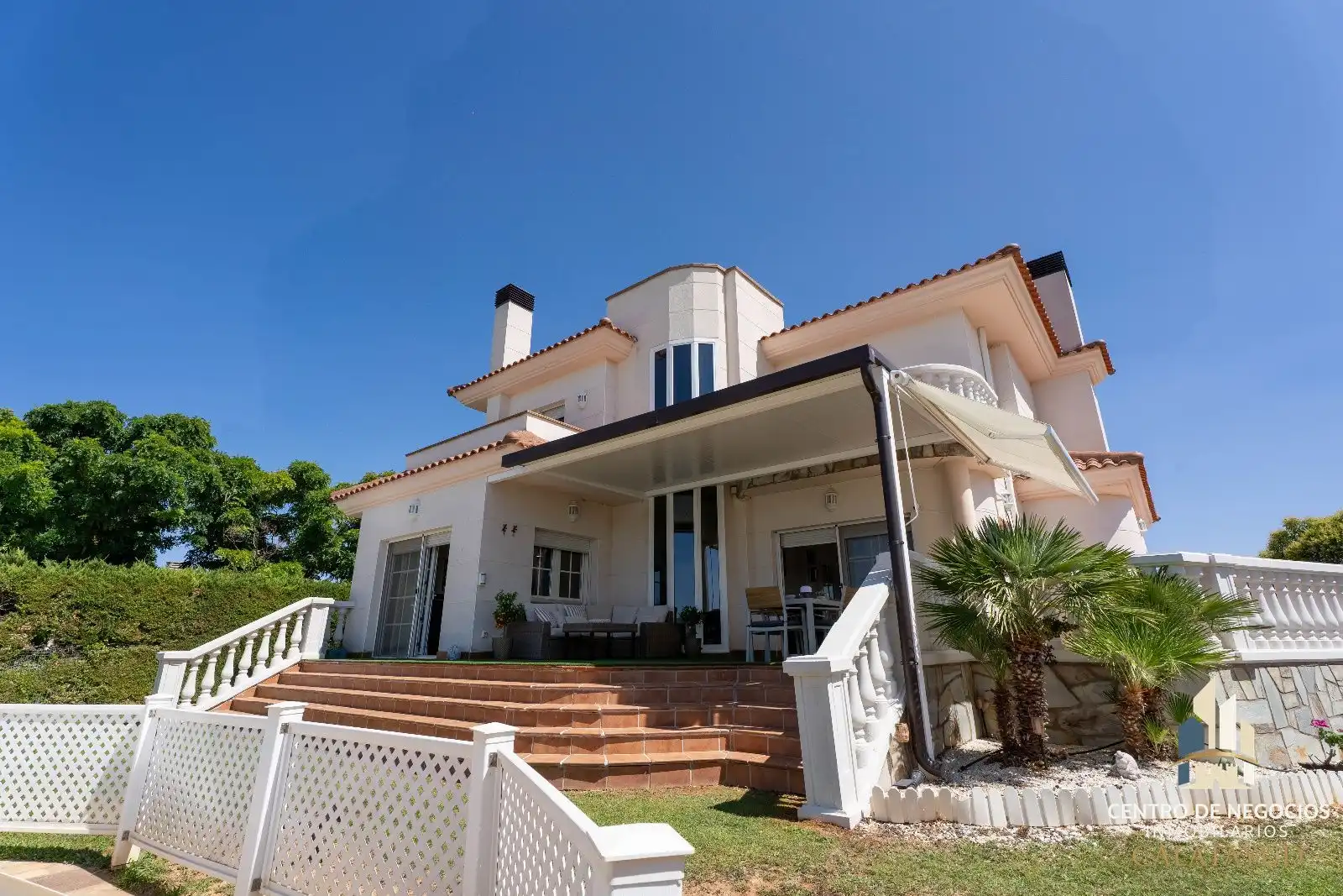 Vista exterior de Casa o xalet en venda en Calatayud amb Aire condicionat, Calefacció i Parquet