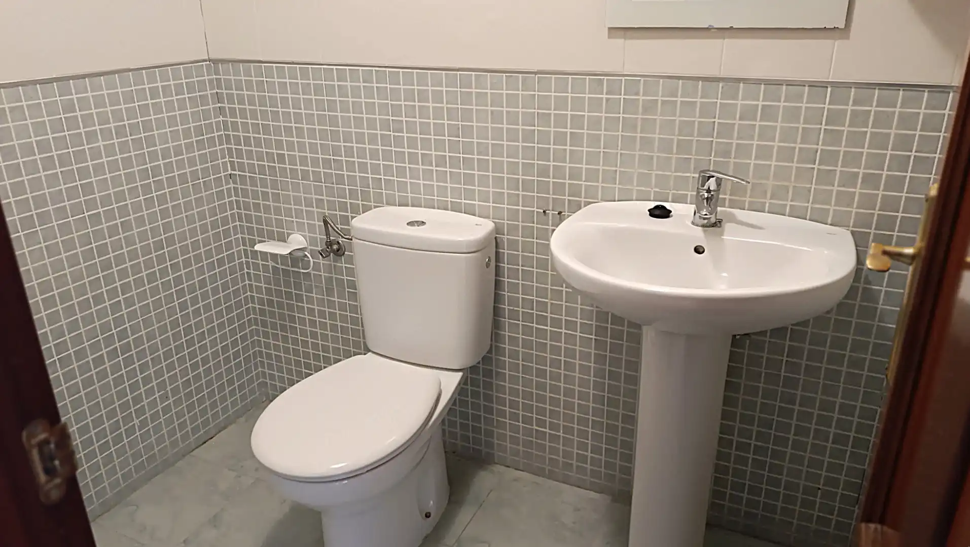 Baño de Casa adosada en venta en Mancha Real con Aire acondicionado, Jardín privado y Terraza
