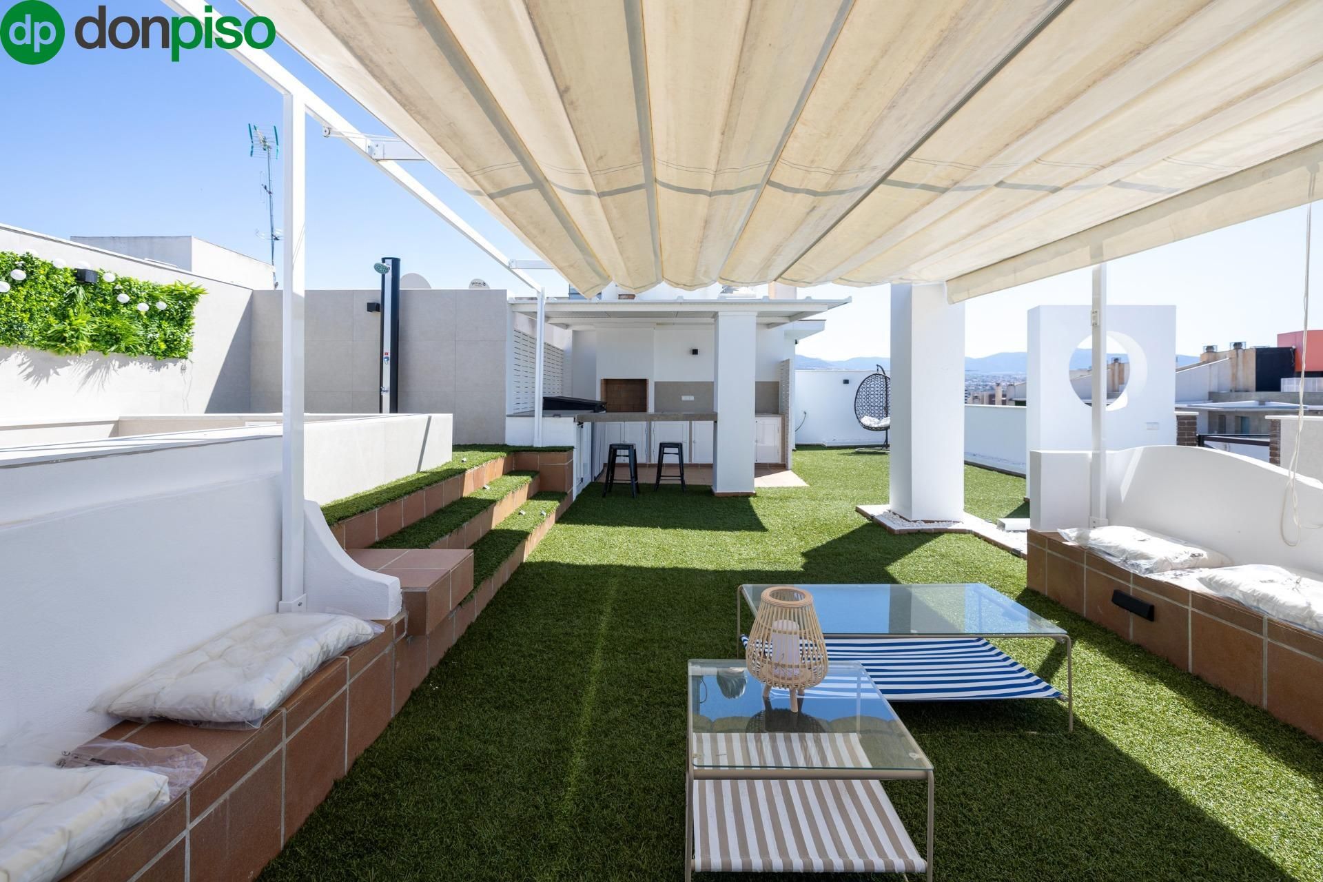 Terrassa de Àtic en venda en Armilla amb Aire condicionat, Jardí privat i Parquet