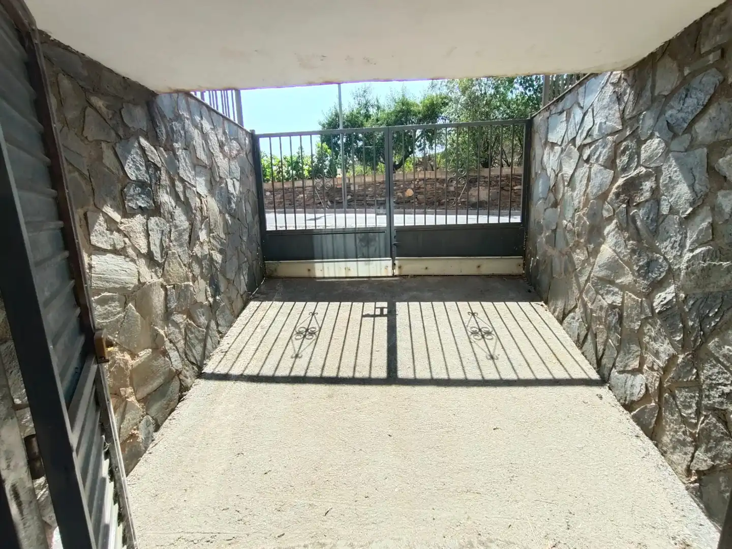 Parking of Houses for sale in Lanteira  with Heating, Terrace and Furnished