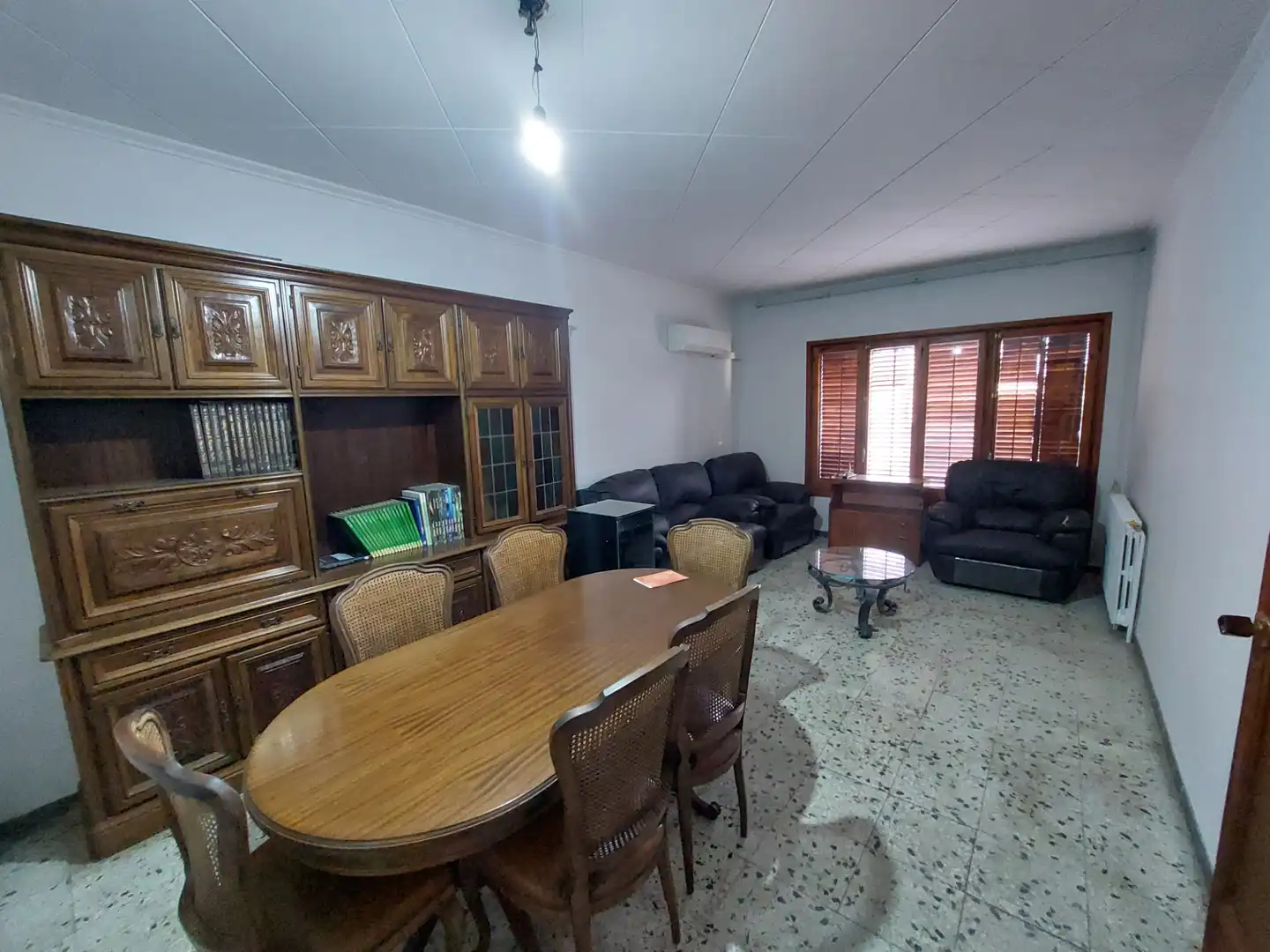 Houses for sale in Tornabous  with Air Conditioner, Heating and Private garden