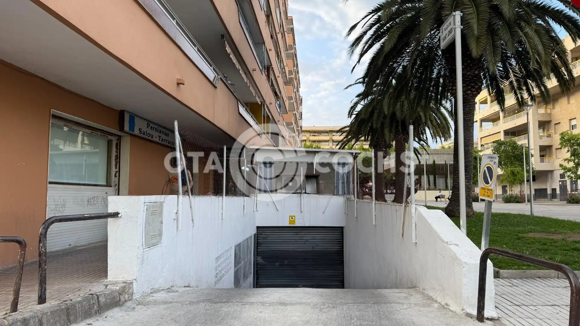 Parkplatz von Garage zum Verkauf in Salou