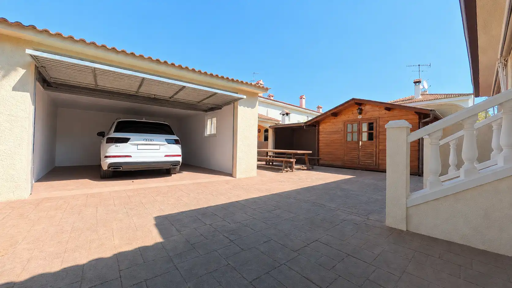 Parking de Casa o chalet en venta en Cunit con Aire acondicionado, Calefacción y Jardín privado