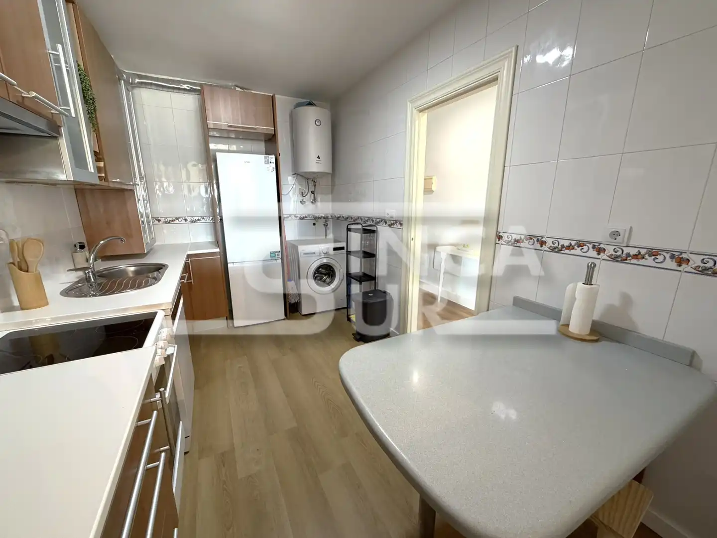 Cocina de Apartamento en venta en Roquetas de Mar con Amueblado, Horno y Lavadora