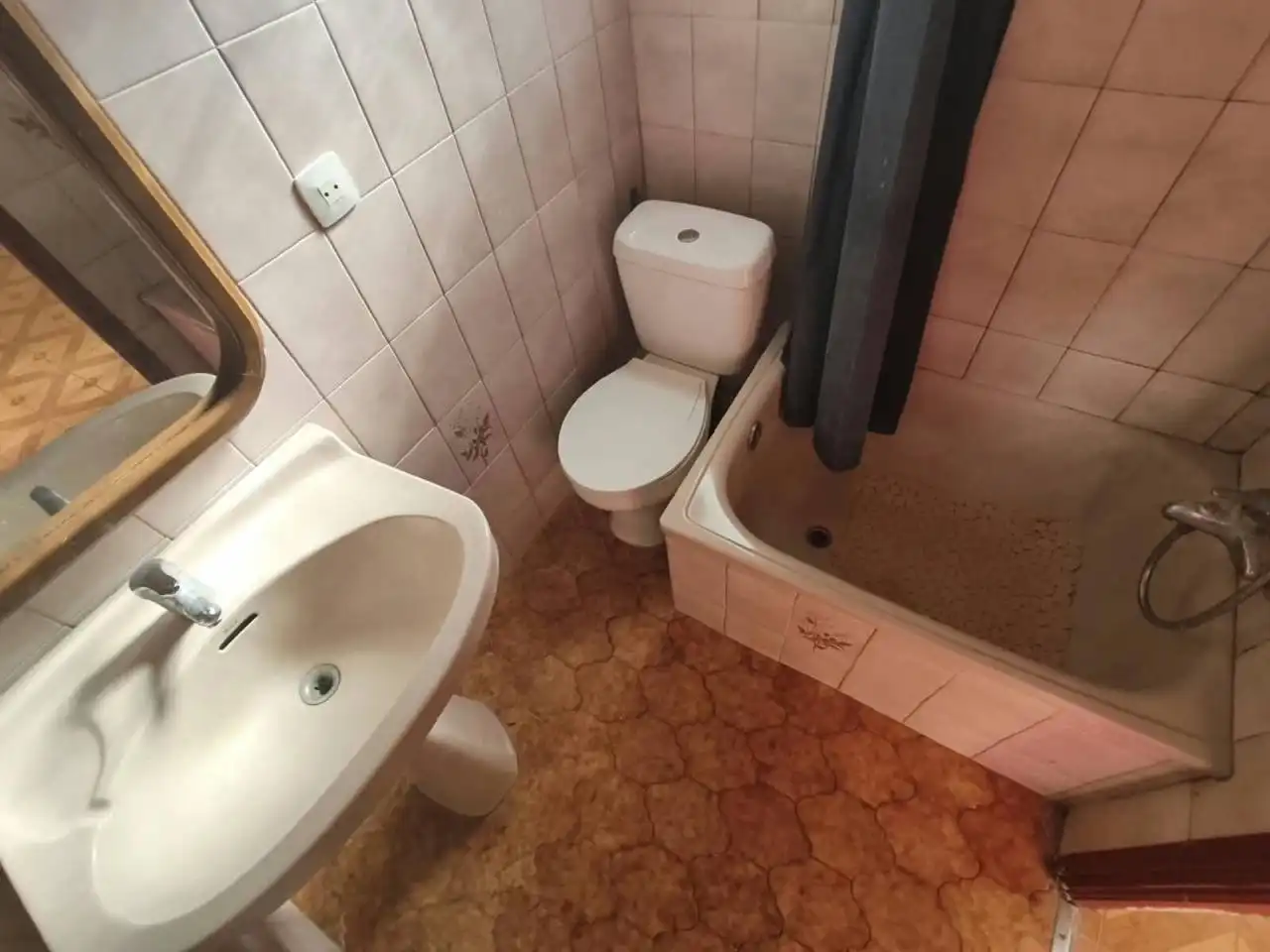 Flat with terrace for sale in Calle Cabestany, imagen 34