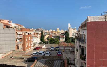 Außenansicht von Wohnung zum verkauf in Badalona mit Balkon