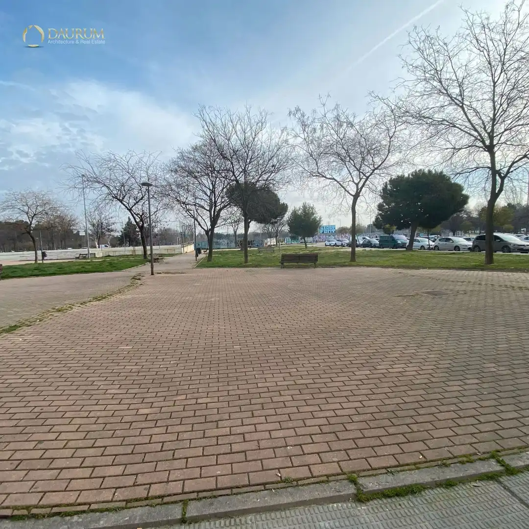 Gewerbefläche zum Verkauf in Paseo de las Acacias, El Barral Ferial, imagen 2