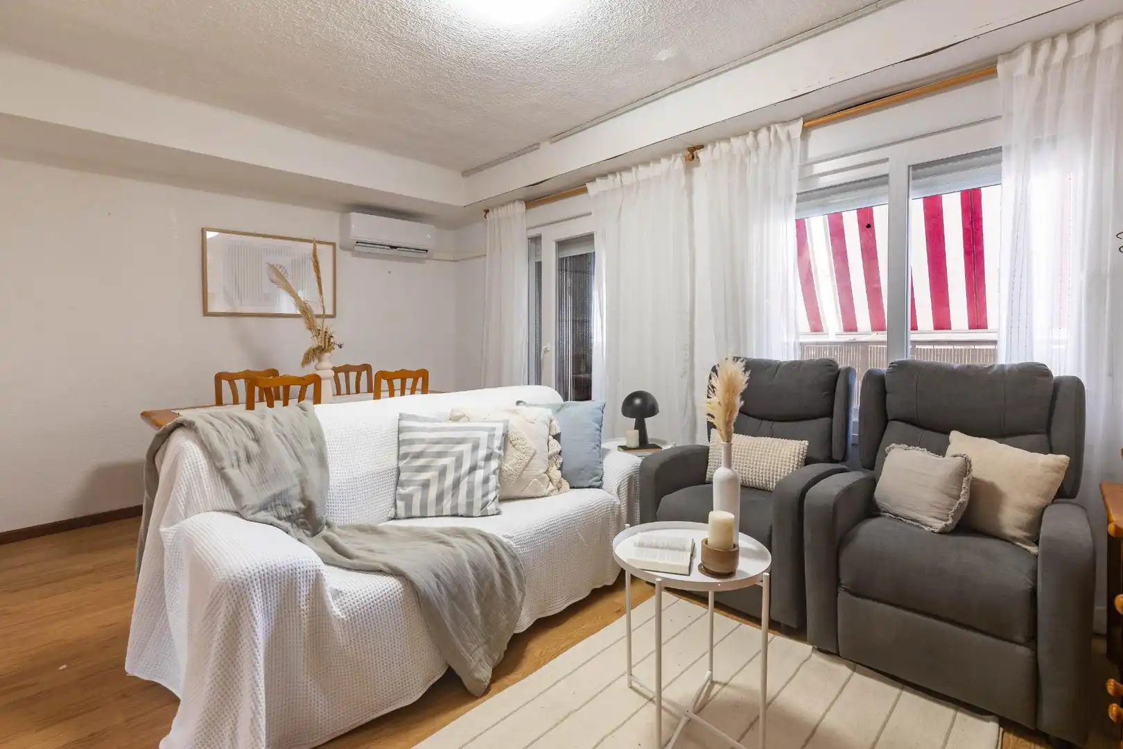 Sala de estar de Apartamento en venta en Xeraco con Aire acondicionado, Terraza y Amueblado