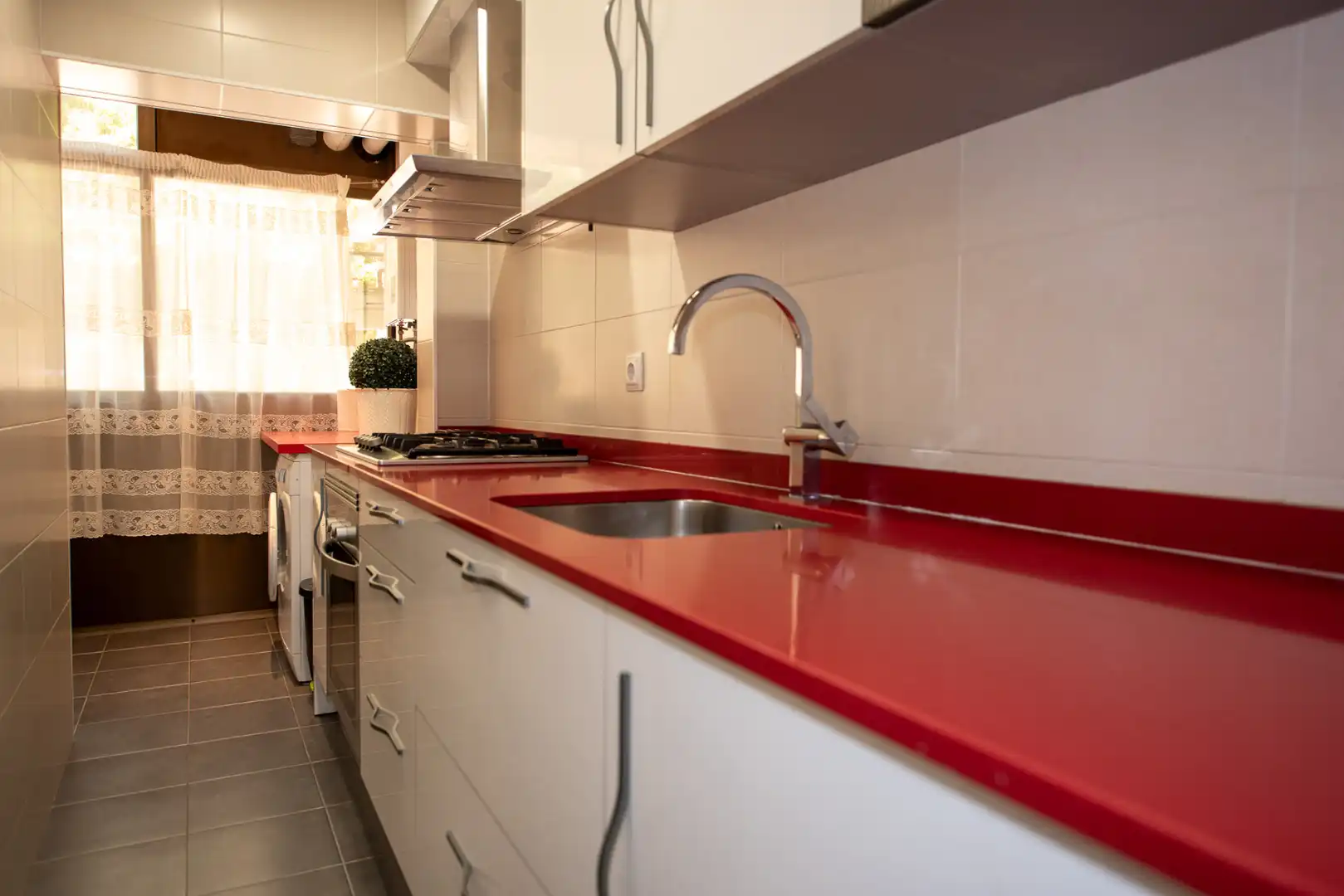 Cuina de Pis en venda en Sant Feliu de Guíxols amb Terrassa, Moblat i Forn